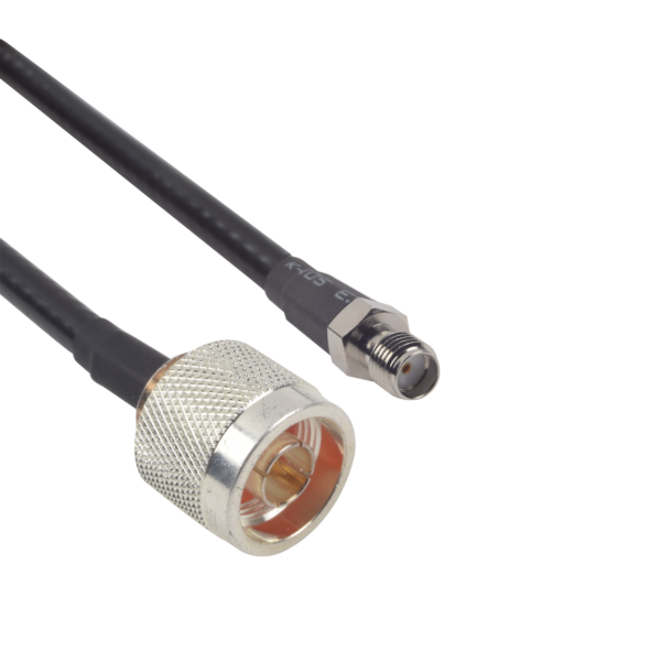 Cable LMR-240UF (Ultra Flex) de 60 cm con conectores N Macho y SMA Hembra.