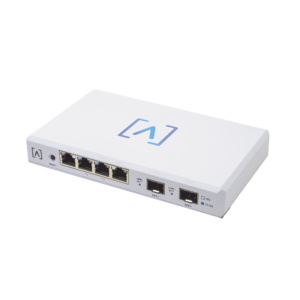 Router VPN / 4 puertos 10/100/1000/2500 Gbps (2 puertos PoE af/at) / 2 puertos SFP+ 10Gbps / Filtrado Avanzado DPI: Bloqueo de Contenido / Administración nube gratuita / Soporta UPnP