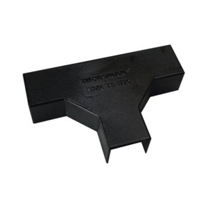 Sección en "T" Color Negro de PVC Auto Extinguible