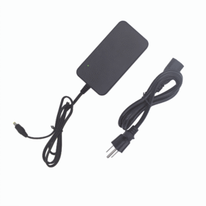 Adaptador / 36 Vcc Regulados / 2 Amp / Voltaje de Entrada de 100 - 240 VCA